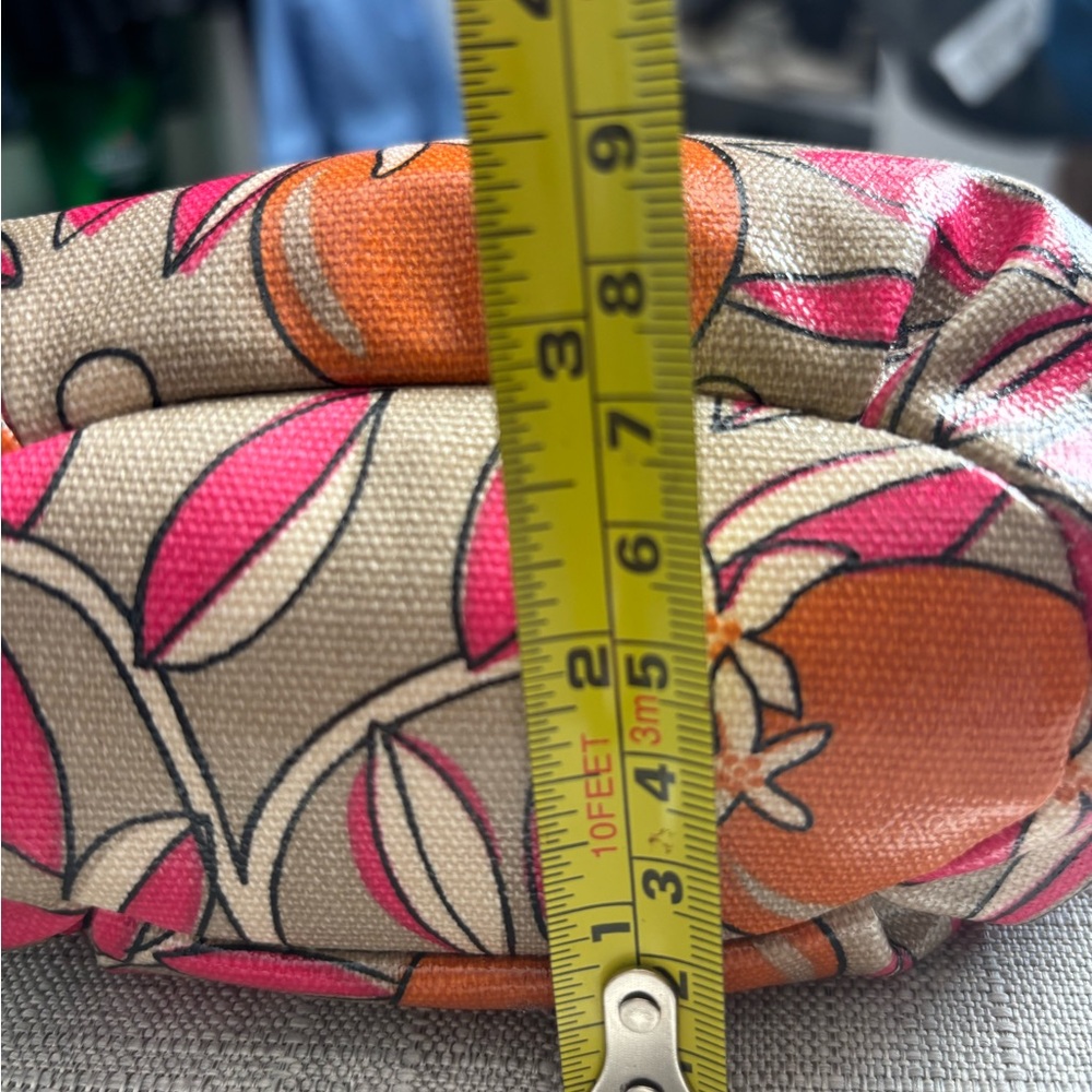 Fossil Pouch - Picture 6 of 6